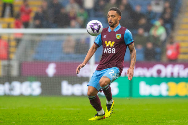 萨维尼奥继 萨维尼奥继