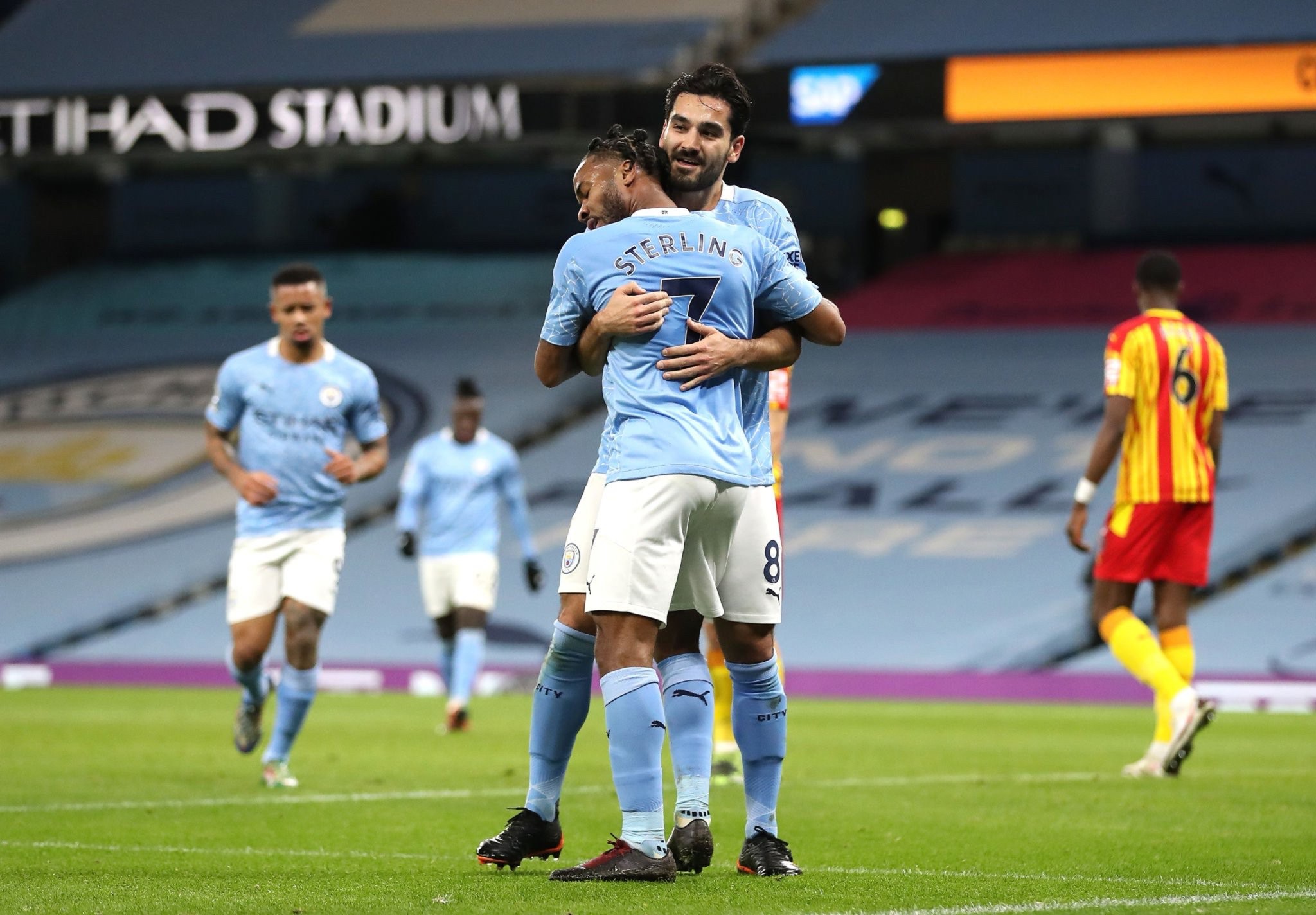 并附上数据 并附上数据